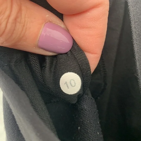 Lululemon Run Catch Me Tank Women's Size 10 - Picture 4 of 7